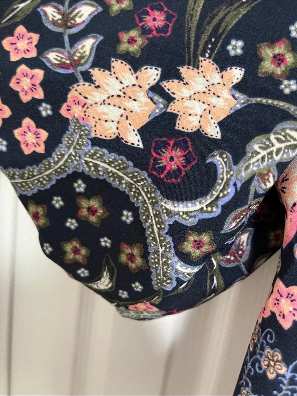 LOFT Floral Puff-Sleeve Blouse - Navy with Pink Floral